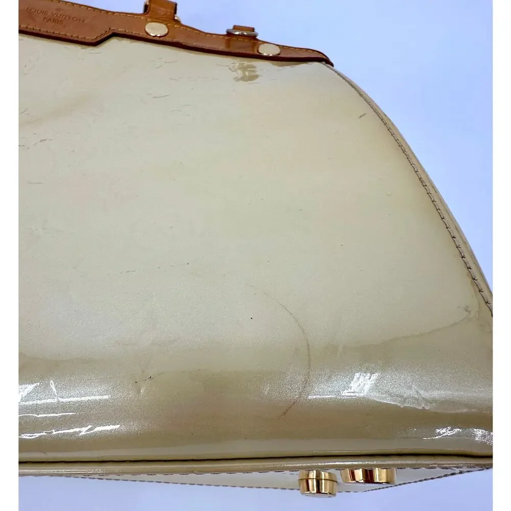 Louis Vuitton Brea MM Monogram Vernis Cream Patent Leather Bag + Entrupy Cert